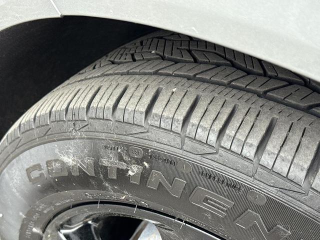 Photo of 2023 Moonstone Gray Metallic Buick Enclave