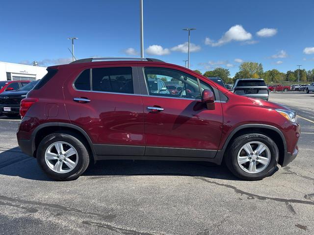 Photo of 2017 Crimson Metallic Chevrolet Trax