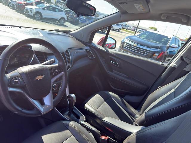 Photo of 2017 Crimson Metallic Chevrolet Trax