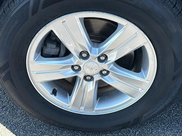 Photo of 2017 Crimson Metallic Chevrolet Trax