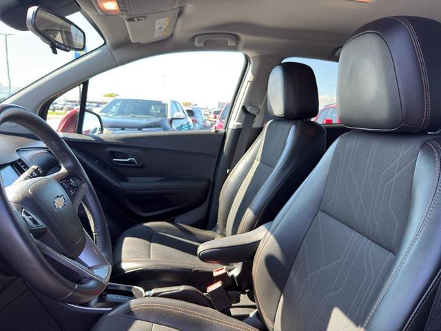 Photo of 2017 Crimson Metallic Chevrolet Trax