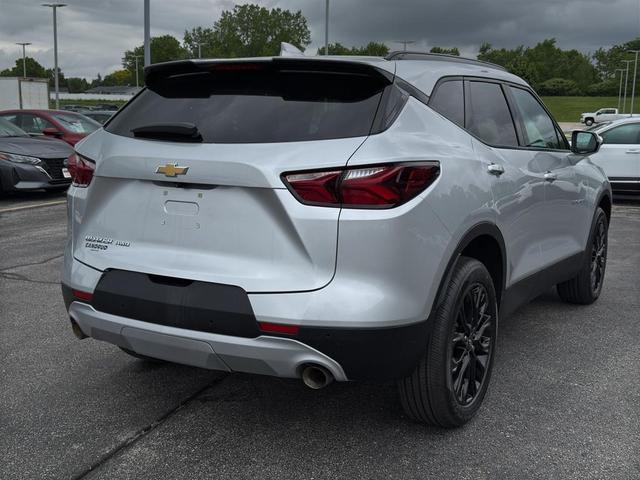 Photo of 2022 Silver Ice Metallic Chevrolet Blazer