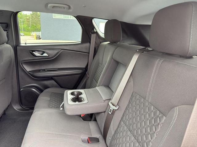 Photo of 2022 Silver Ice Metallic Chevrolet Blazer