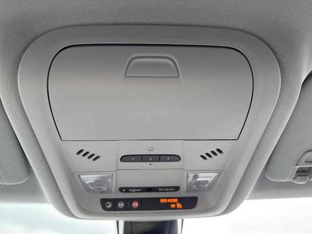 Photo of 2022 Silver Ice Metallic Chevrolet Blazer