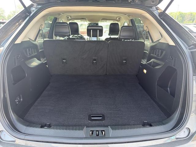 Photo of 2022 Carbonized Gray Metallic Ford Edge