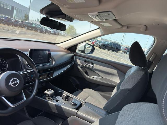 Photo of 2023 Brilliant Silver Metallic Nissan Rogue