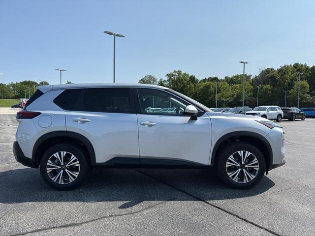 Photo of 2023 Brilliant Silver Metallic Nissan Rogue
