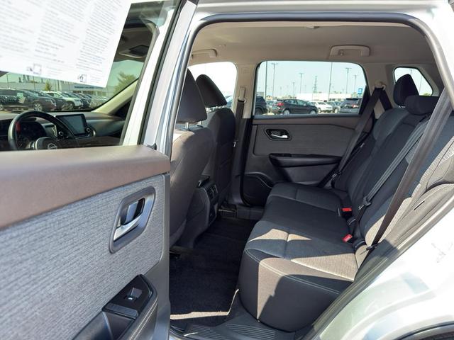 Photo of 2023 Brilliant Silver Metallic Nissan Rogue