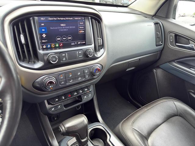 Photo of 2019 Summit White Chevrolet Colorado