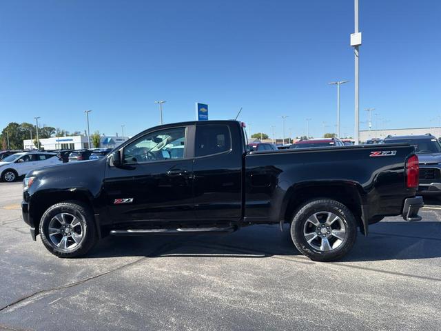 Photo of 2016 Black Chevrolet Colorado