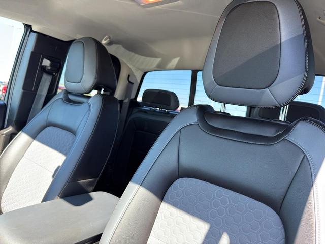 Photo of 2016 Black Chevrolet Colorado