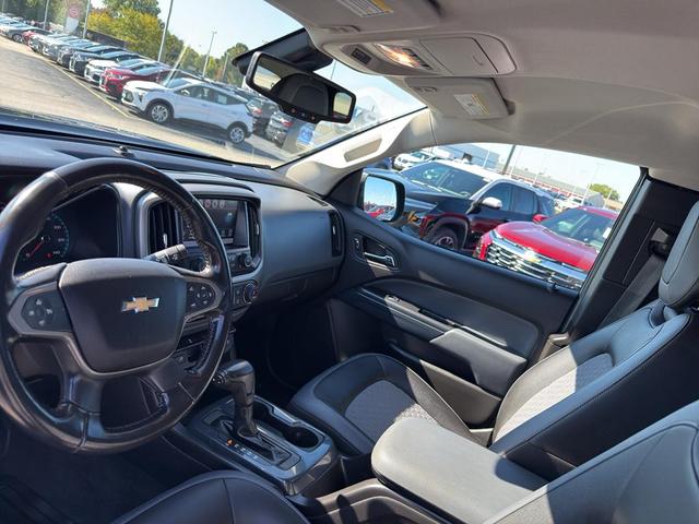Photo of 2016 Black Chevrolet Colorado
