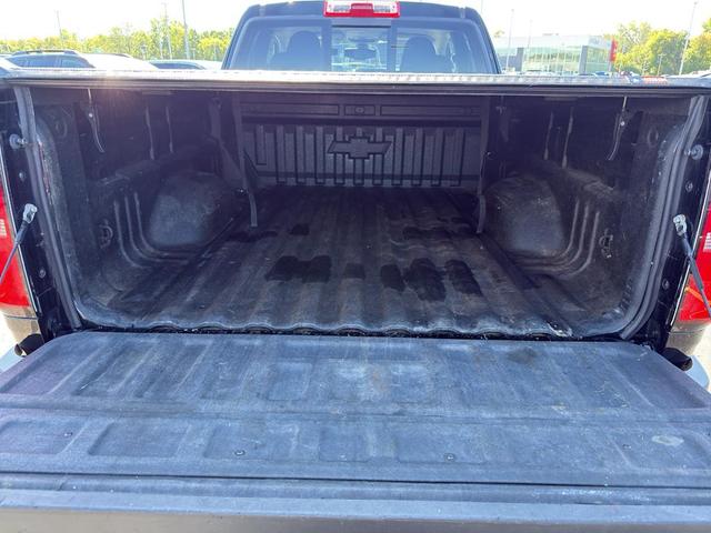 Photo of 2016 Black Chevrolet Colorado