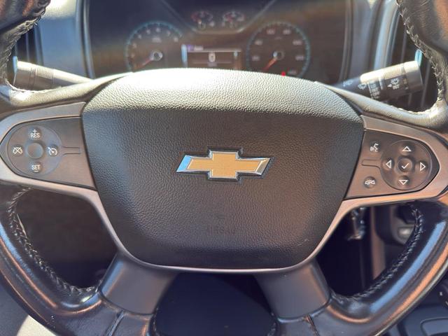 Photo of 2016 Black Chevrolet Colorado