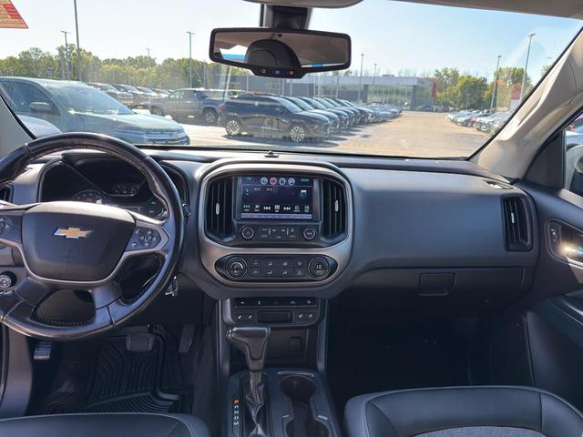 Photo of 2016 Black Chevrolet Colorado