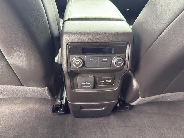 Photo of 2023 Summit White GMC Acadia