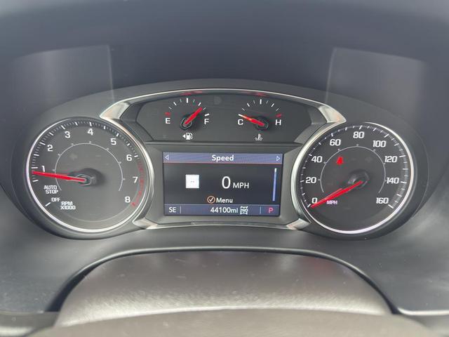 Photo of 2023 Summit White GMC Acadia