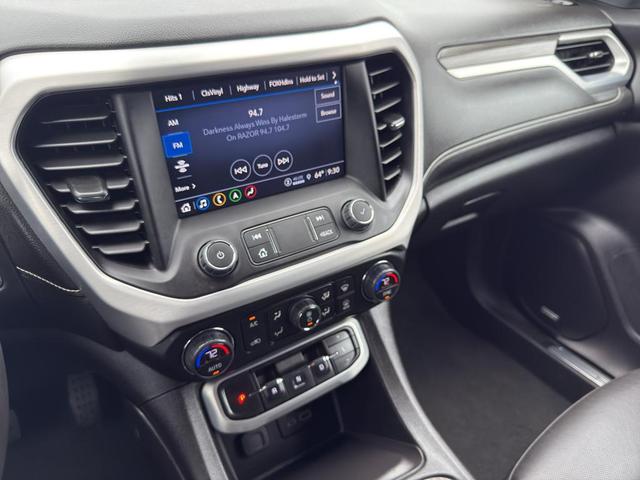 Photo of 2023 Summit White GMC Acadia
