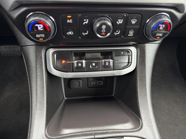 Photo of 2023 Summit White GMC Acadia