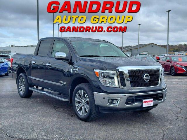 2017 Nissan Titan