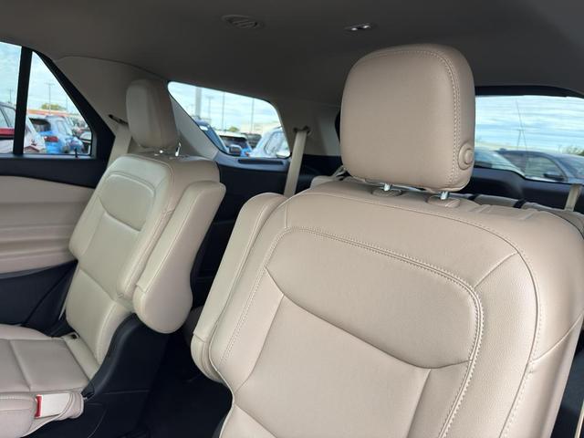 Photo of 2020 Blue Metallic Ford Explorer