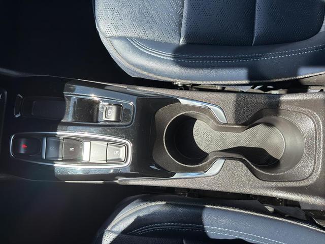 Photo of 2022 Summit White Chevrolet Bolt EUV