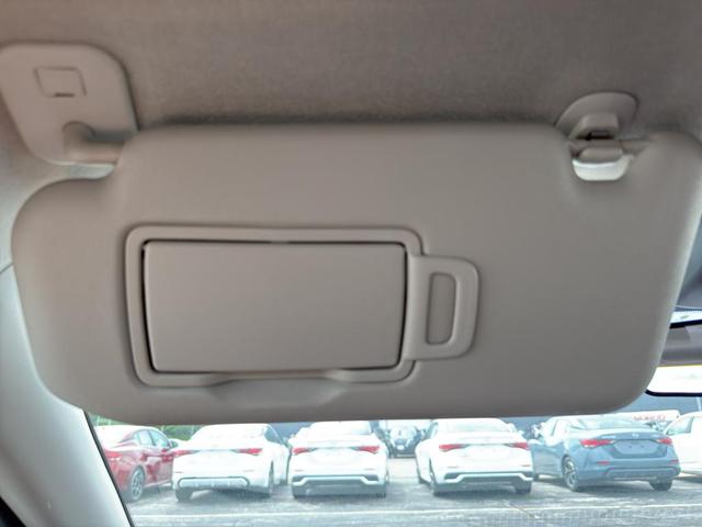 Photo of 2021 Gun Metallic Nissan Sentra