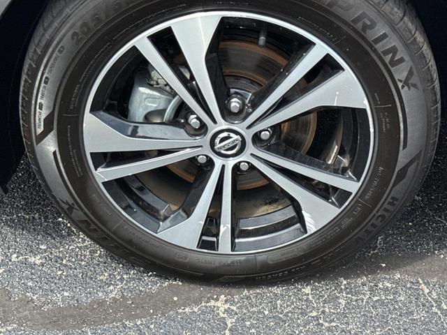 Photo of 2021 Gun Metallic Nissan Sentra