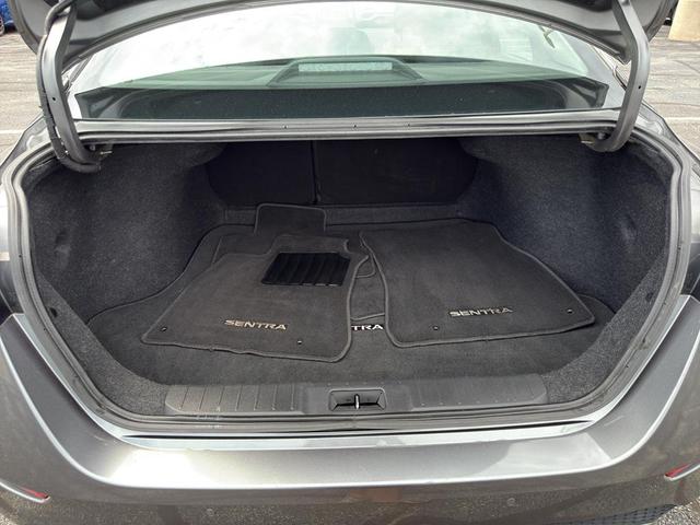 Photo of 2021 Gun Metallic Nissan Sentra