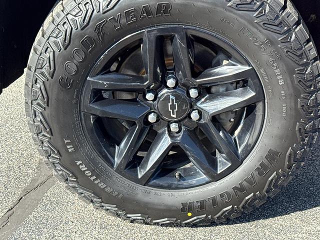 Photo of 2019 Red Chevrolet Silverado 1500