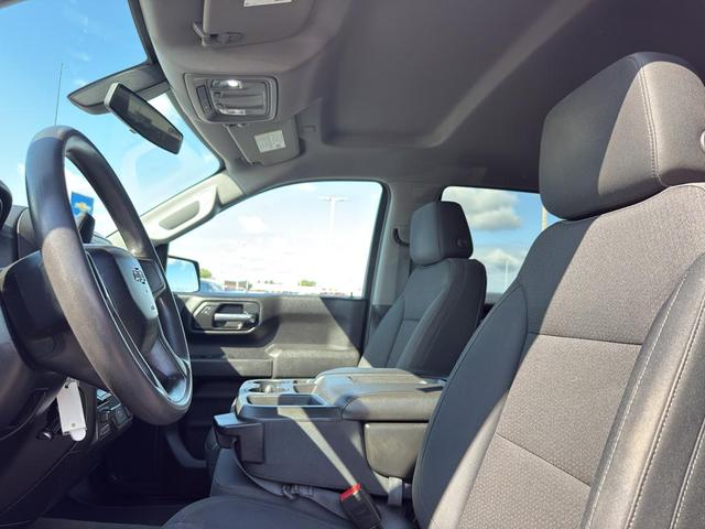 Photo of 2019 Red Chevrolet Silverado 1500