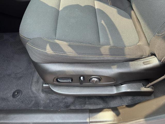 Photo of 2021 Black Cherry Metallic Chevrolet Traverse