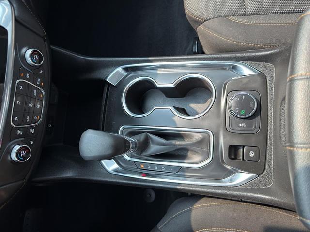 Photo of 2021 Black Cherry Metallic Chevrolet Traverse