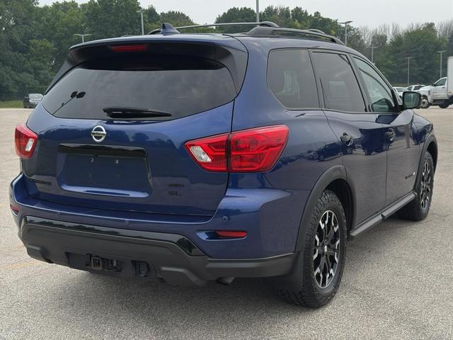 Photo of 2020 Caspian Blue Nissan Pathfinder