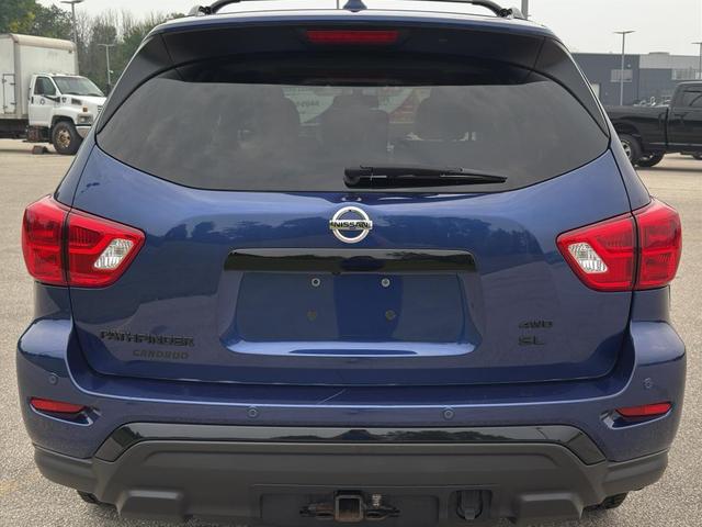 Photo of 2020 Caspian Blue Nissan Pathfinder