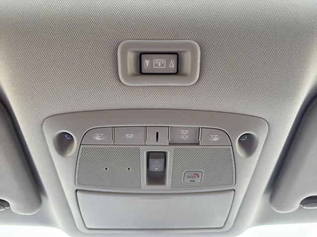Photo of 2020 Caspian Blue Nissan Pathfinder