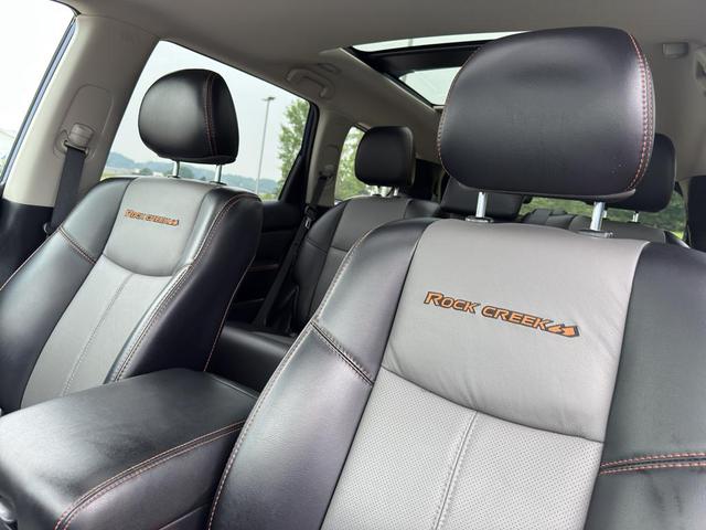 Photo of 2020 Caspian Blue Nissan Pathfinder