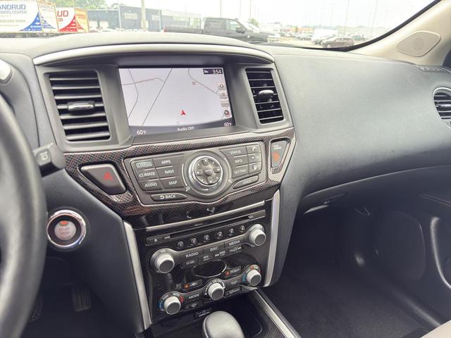Photo of 2020 Caspian Blue Nissan Pathfinder