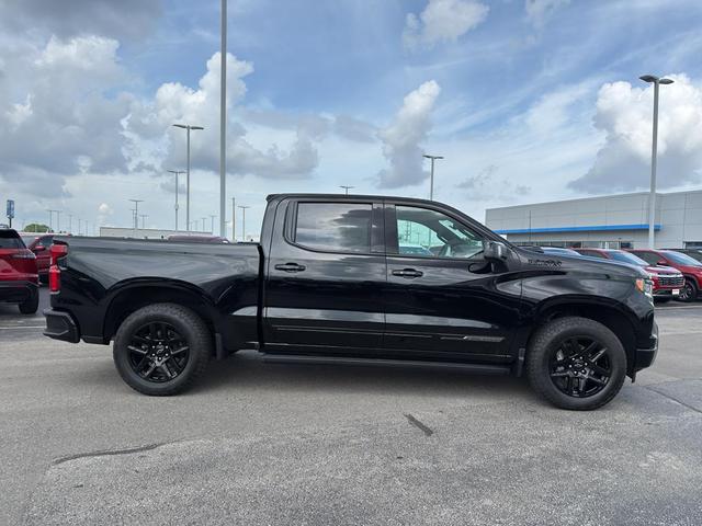 Photo of 2024 Black Chevrolet Silverado 1500