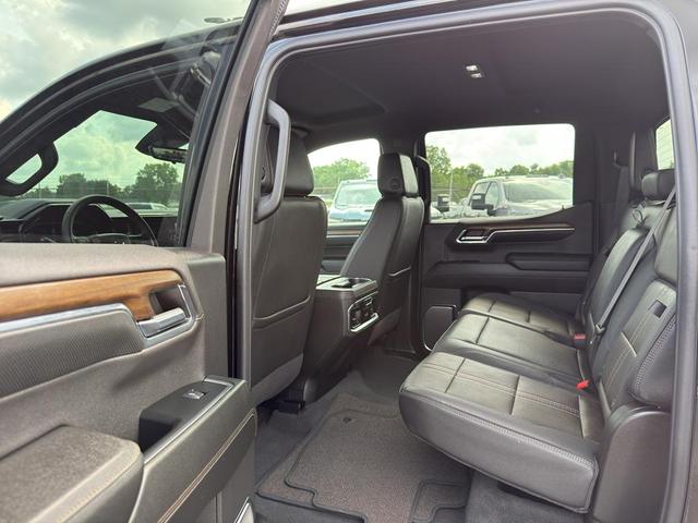 Photo of 2024 Black Chevrolet Silverado 1500