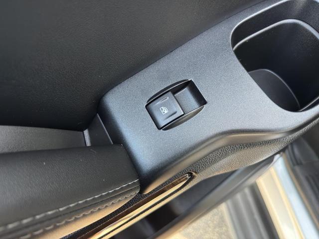 Photo of 2017 Silver Ice Metallic Chevrolet Tahoe