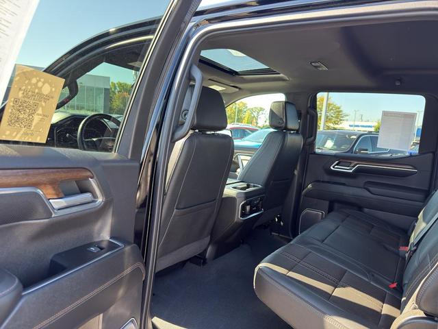 Photo of 2023 Black Chevrolet Silverado 1500