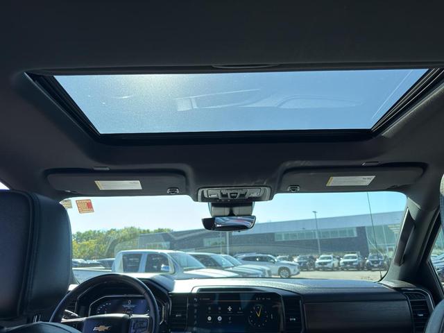 Photo of 2023 Black Chevrolet Silverado 1500