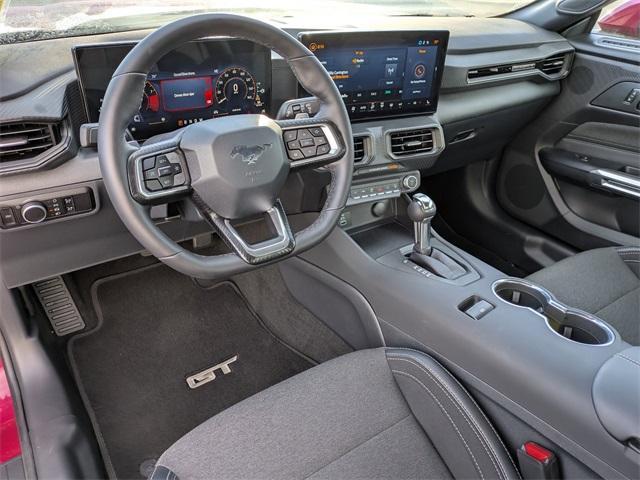 Photo of 2025 Molten Ford Mustang