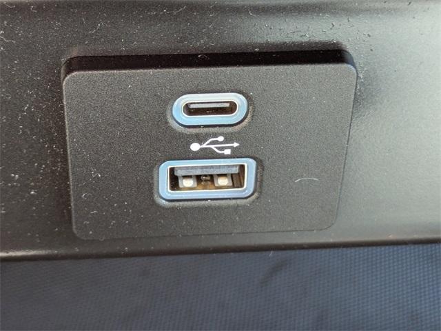 Photo of 2021 Oxford White Ford F-150