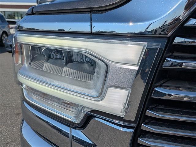 Photo of 2021 Granite Crystal Clearcoat Metallic RAM 2500