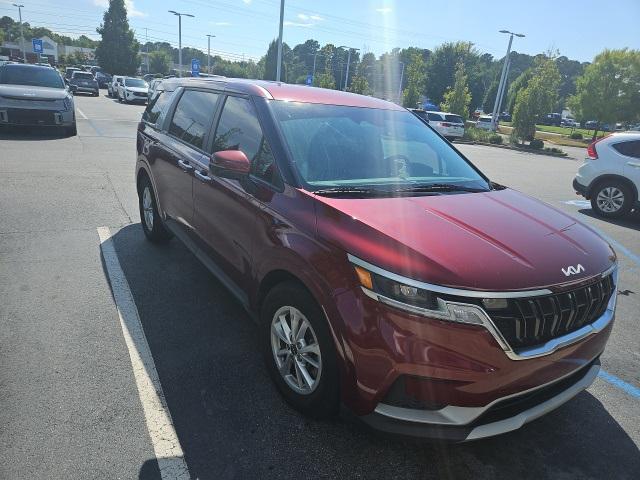 Photo of 2022 Flare Red Kia Carnival