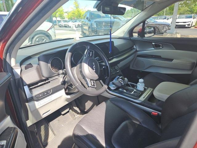 Photo of 2022 Flare Red Kia Carnival