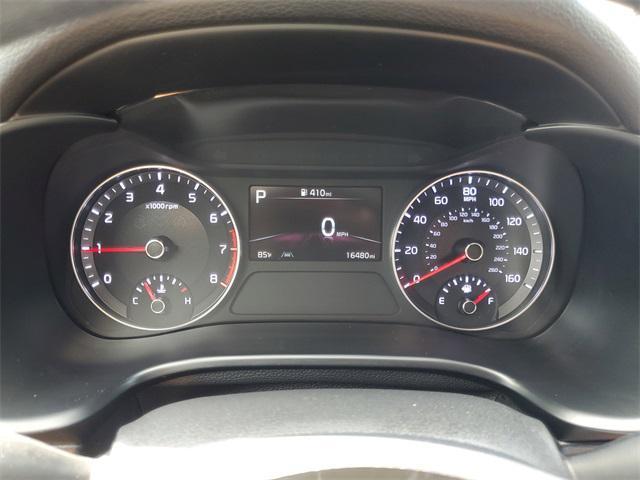 Photo of 2022 Snow White Pearl Kia Forte
