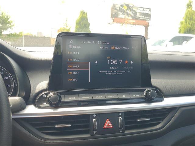 Photo of 2022 Snow White Pearl Kia Forte